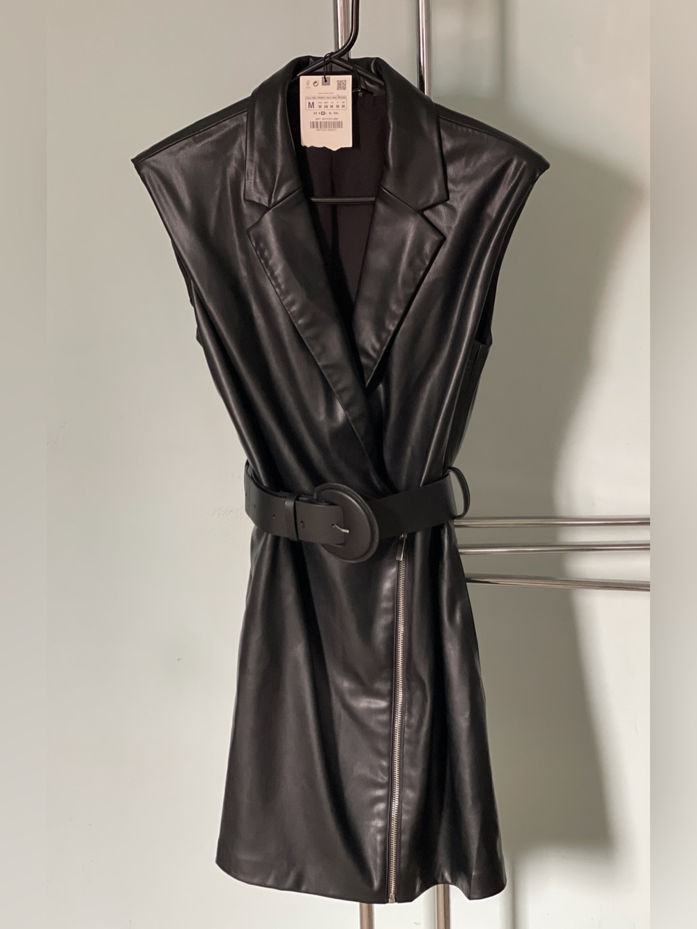 Zara Black Sleeveless Faux Leather Belted Vest
